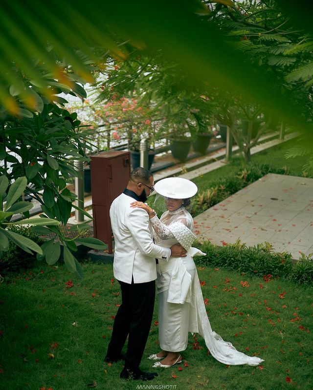 Elegant staging and lighting by BoldBlack